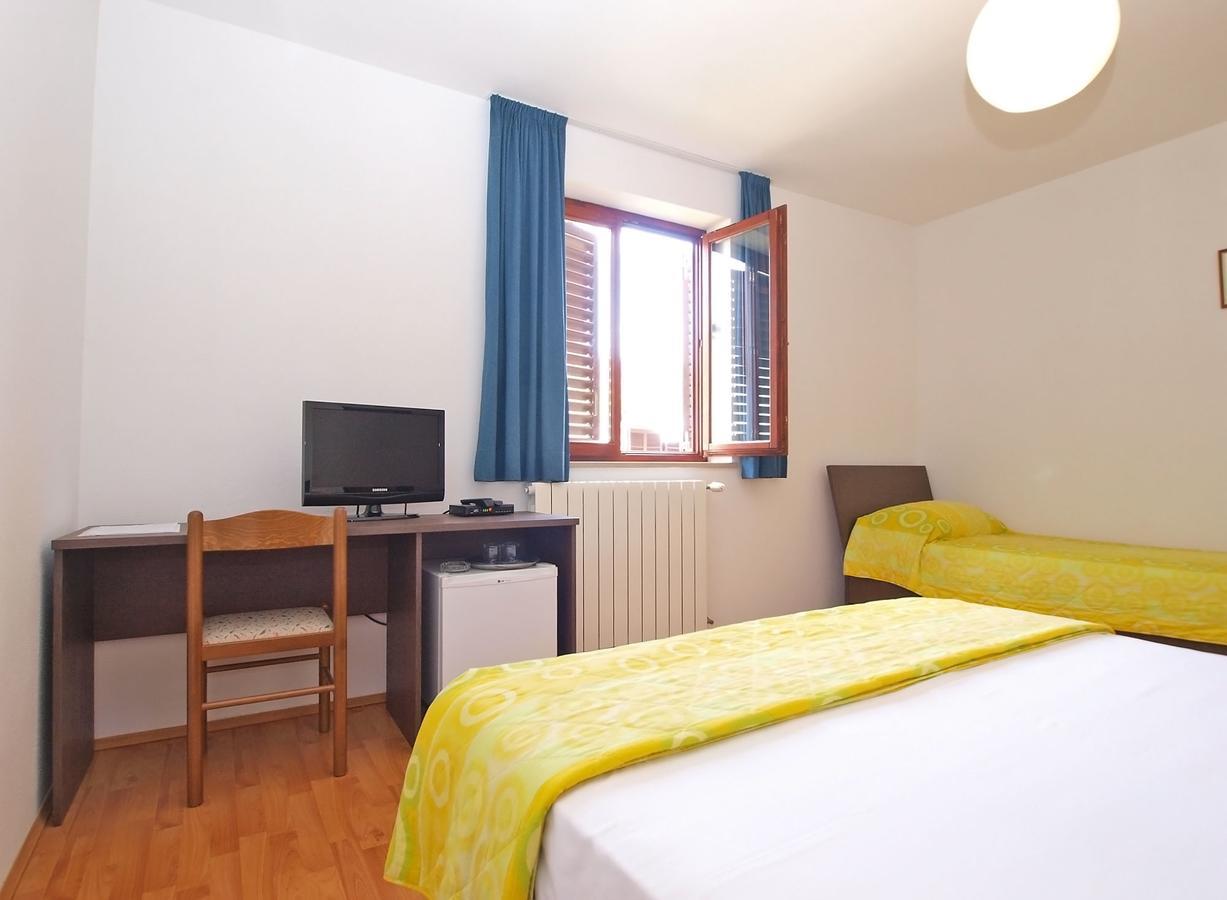 Rooms Ivica 1452 Fažana Екстериор снимка